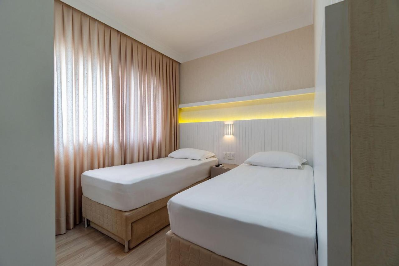 Varandas Do Atlantico - Apartamento Impecavel Em Condo Pe Na Areia Бомбиньяс Экстерьер фото